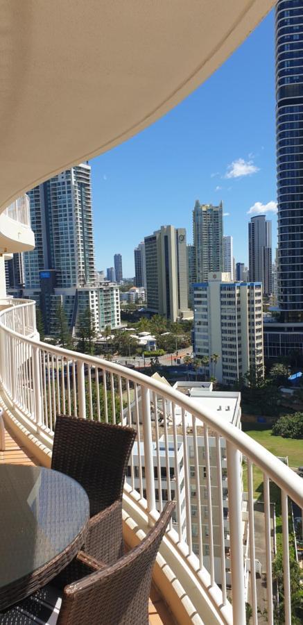 Stunning 2 Bedroom Ocean View Apartment Gold Coast Exterior photo