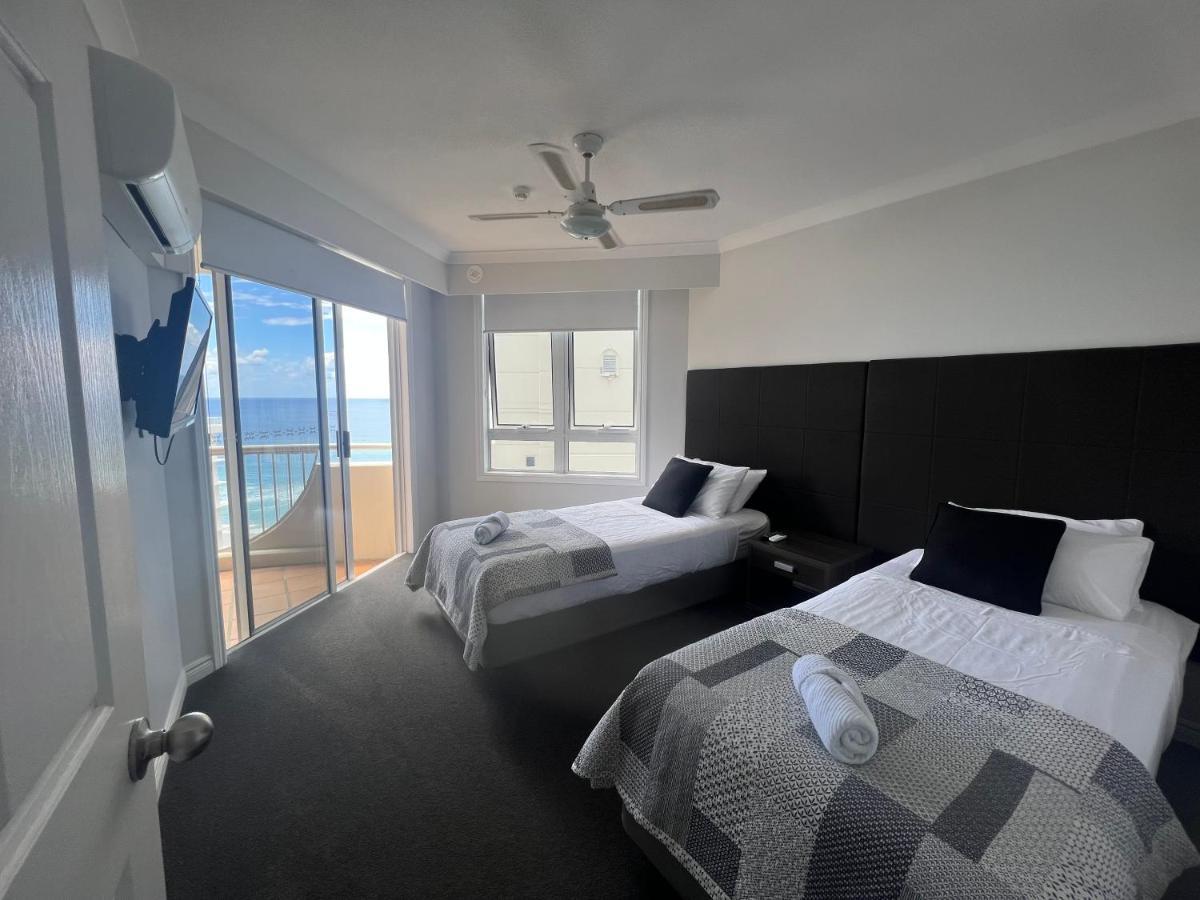 Stunning 2 Bedroom Ocean View Apartment Gold Coast Exterior photo